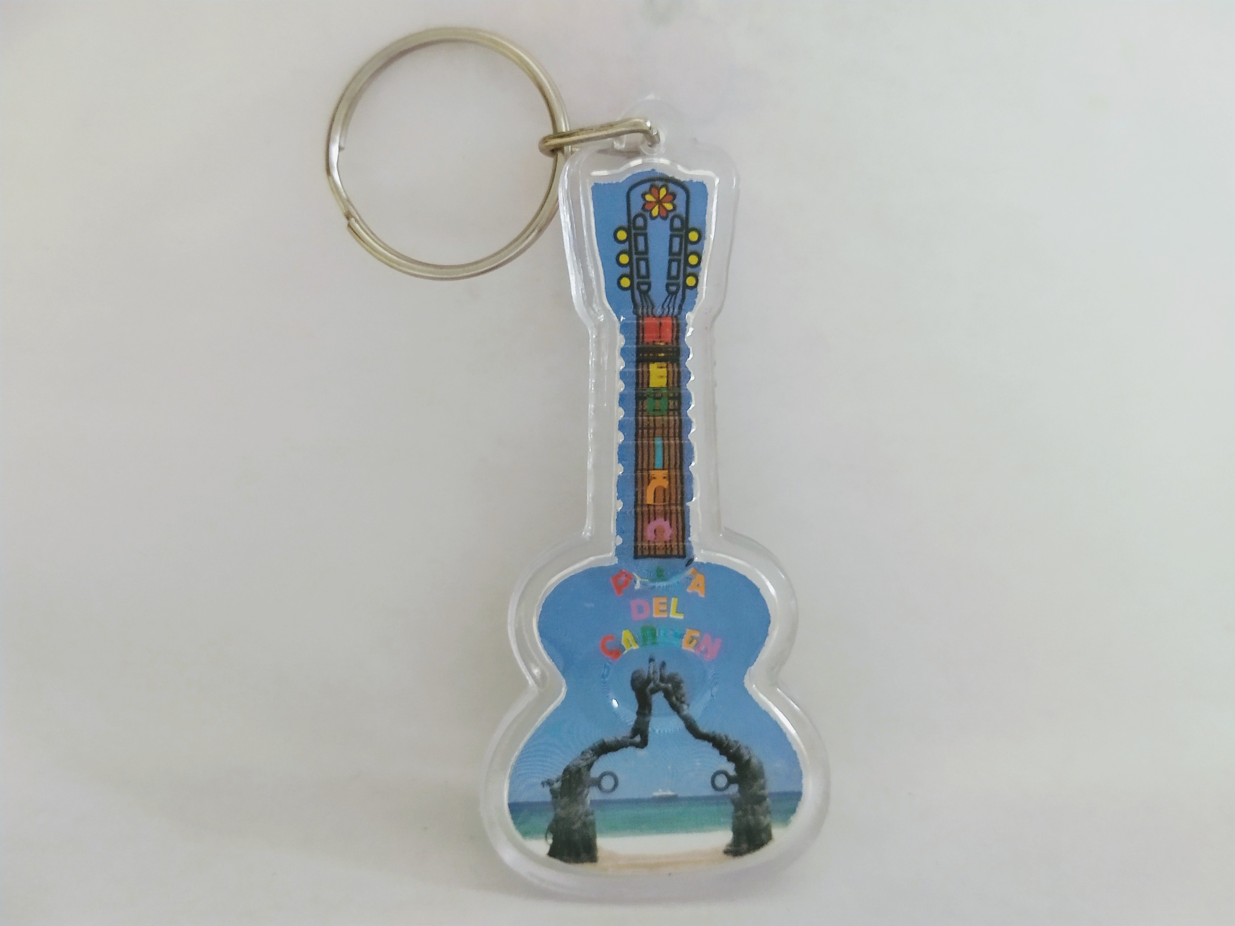 LLAVERO DOBLE VISTA
PLAYA DEL CARMEN
3.5cm Ancho
8cm Alto