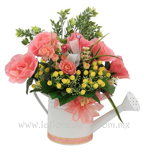 MD - 114  $680
Tierna y sofisticada regadera con rosas y follaje fino
