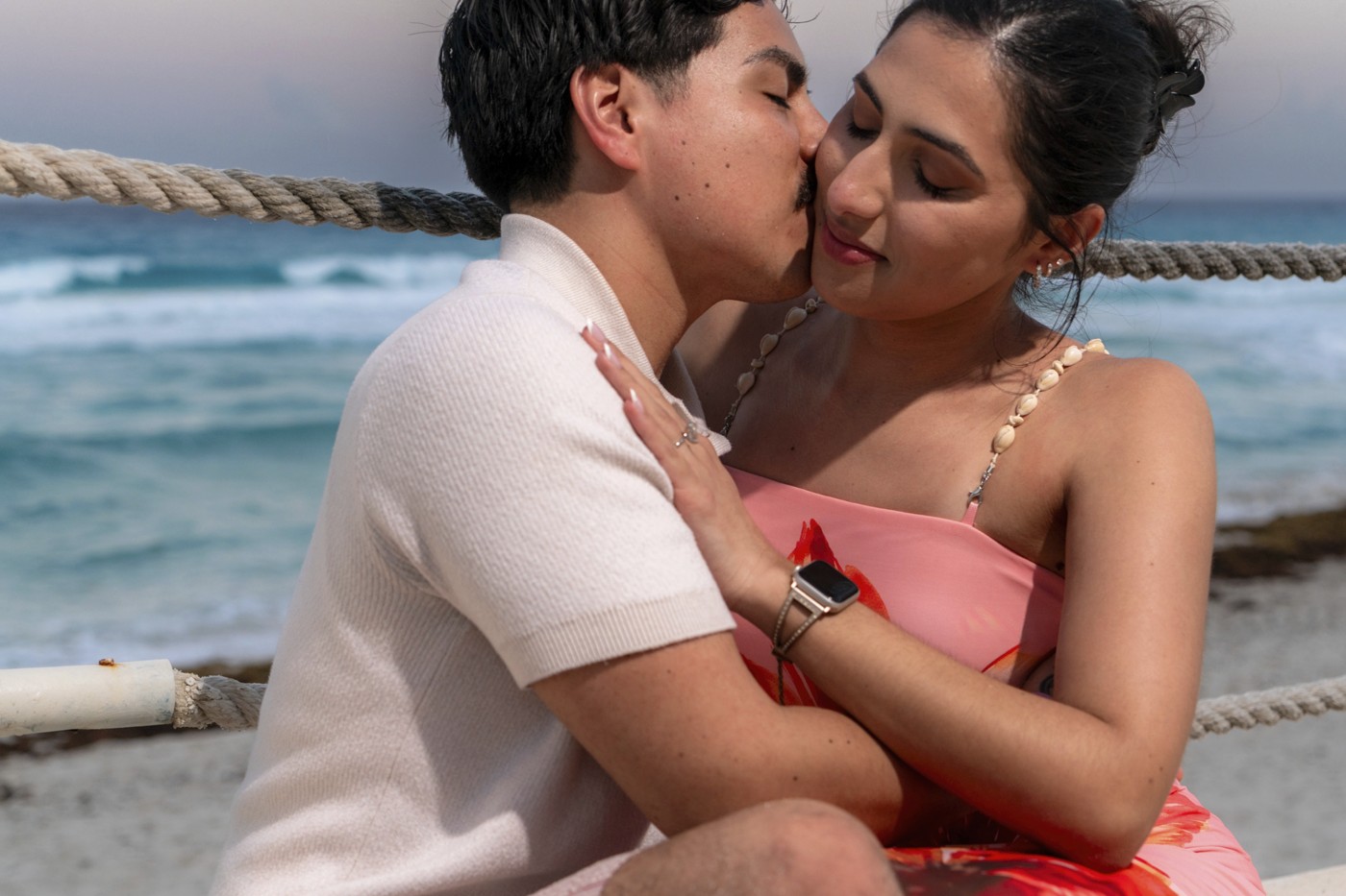 https://0201.nccdn.net/1_2/000/000/0de/33c/marriage-proposal-fiesta-americana-condesa-cancun-mexico-lux-art.jpg
