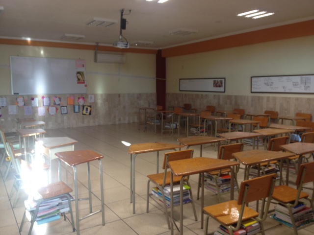 https://0201.nccdn.net/1_2/000/000/0e0/24f/4.3-salon-de-clases.jpg
