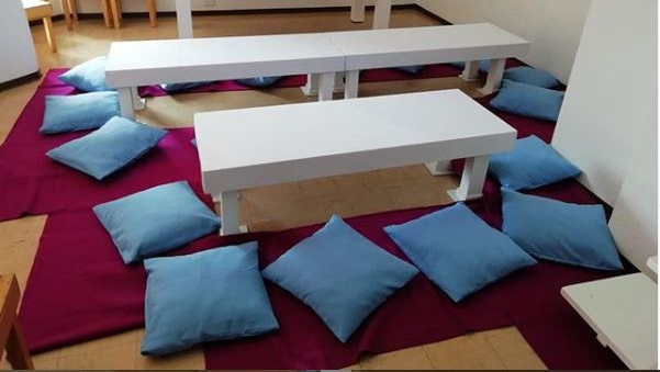 Cojines En Tela
44cm x 44cm
Alquiler $ 5.000
Precio Unitario