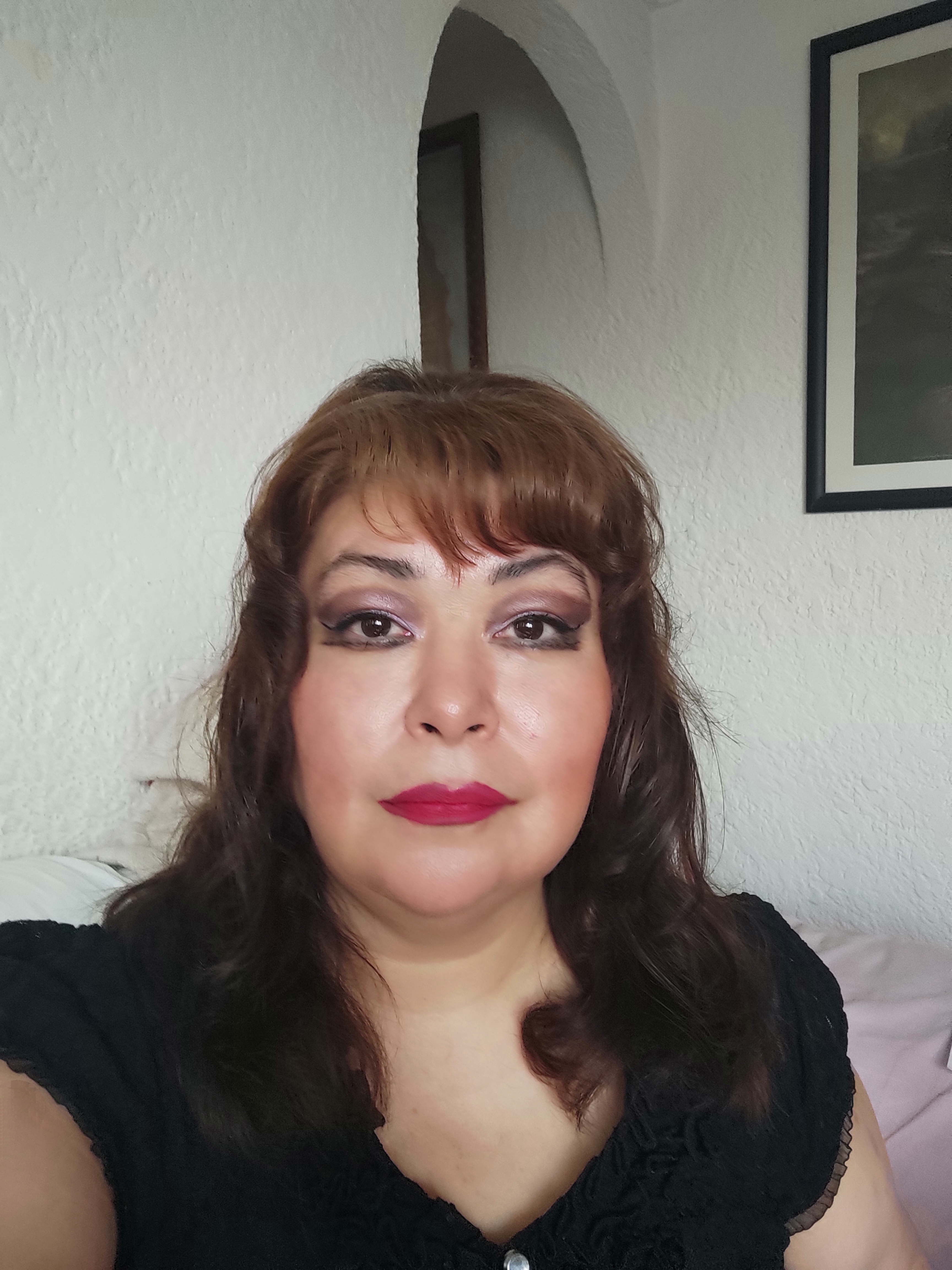 Smiling businesswoman talking on a mobile phone