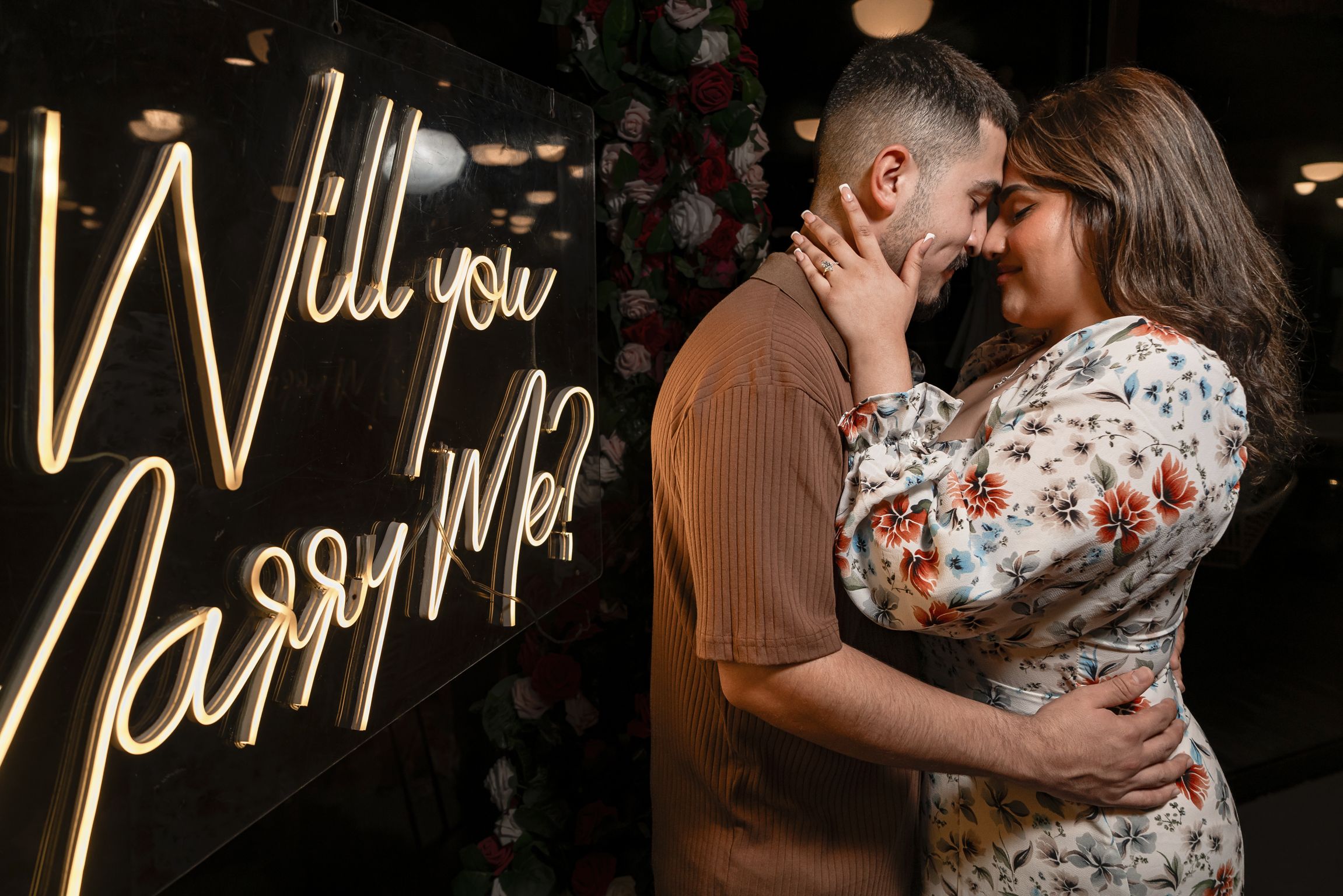 https://0201.nccdn.net/1_2/000/000/0e2/8f2/contratar-foto%CC%81grafo-de-pedida-en-cancu%CC%81n-luxury-engagement-ph.jpg