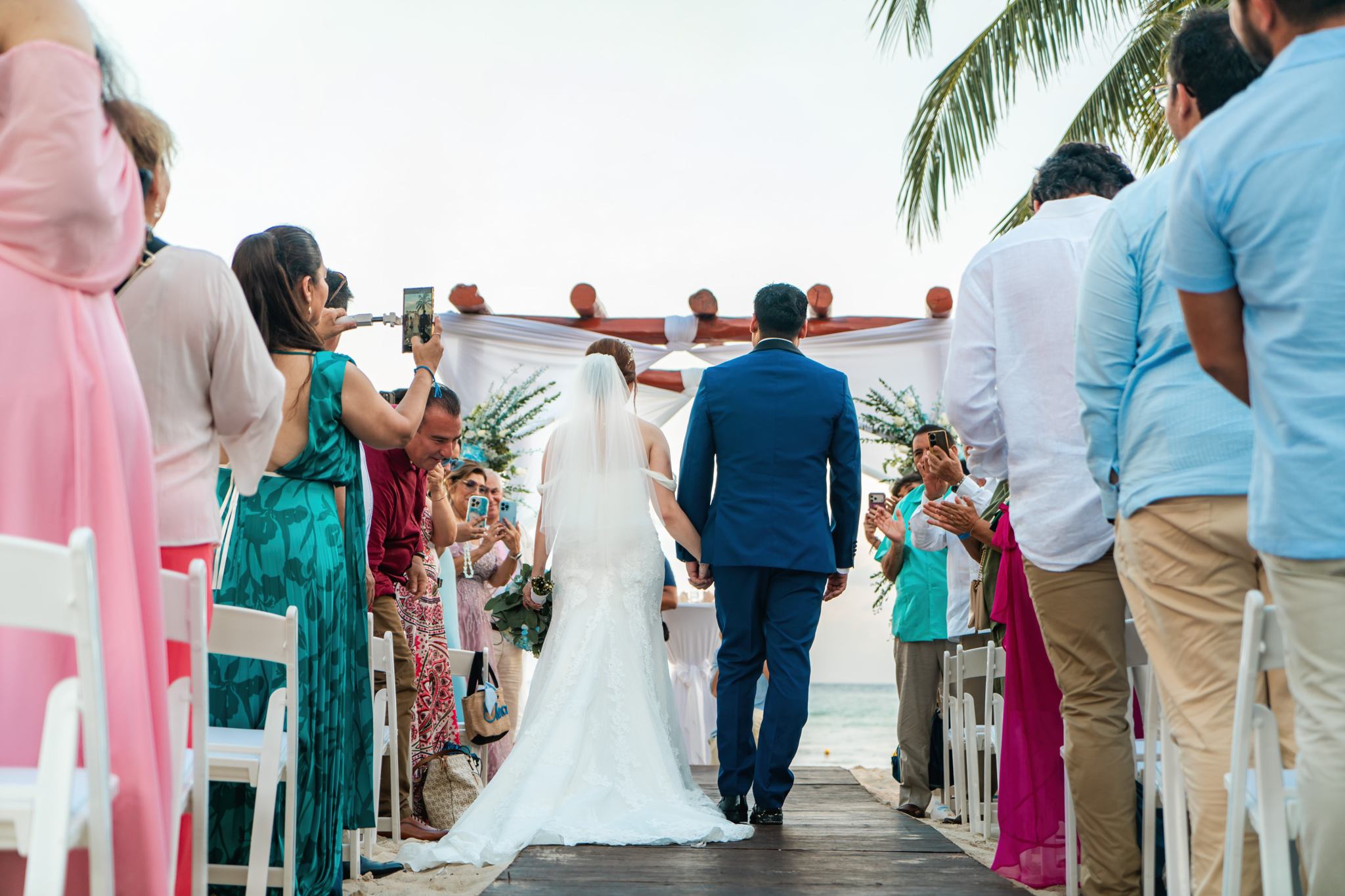 https://0201.nccdn.net/1_2/000/000/0e3/15a/wedding-ocean-riviera-paradise208.jpg