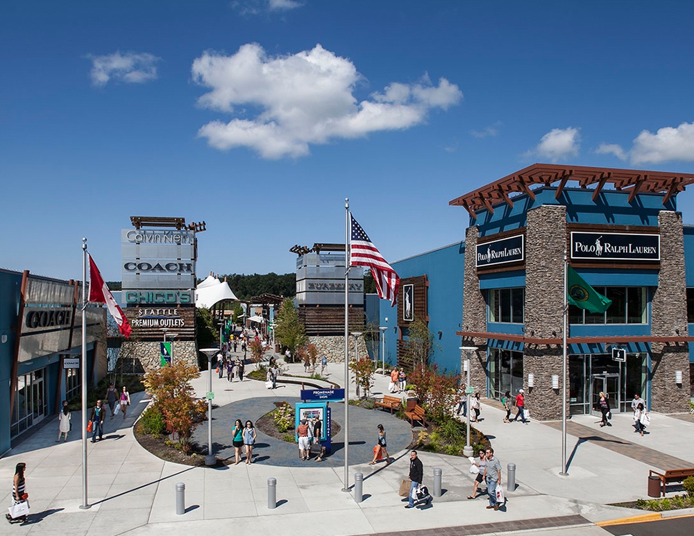 Seattle Premium Outlets