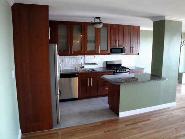 <a href="surf-avenue_1.html">View More Surf Avenue Images</a>