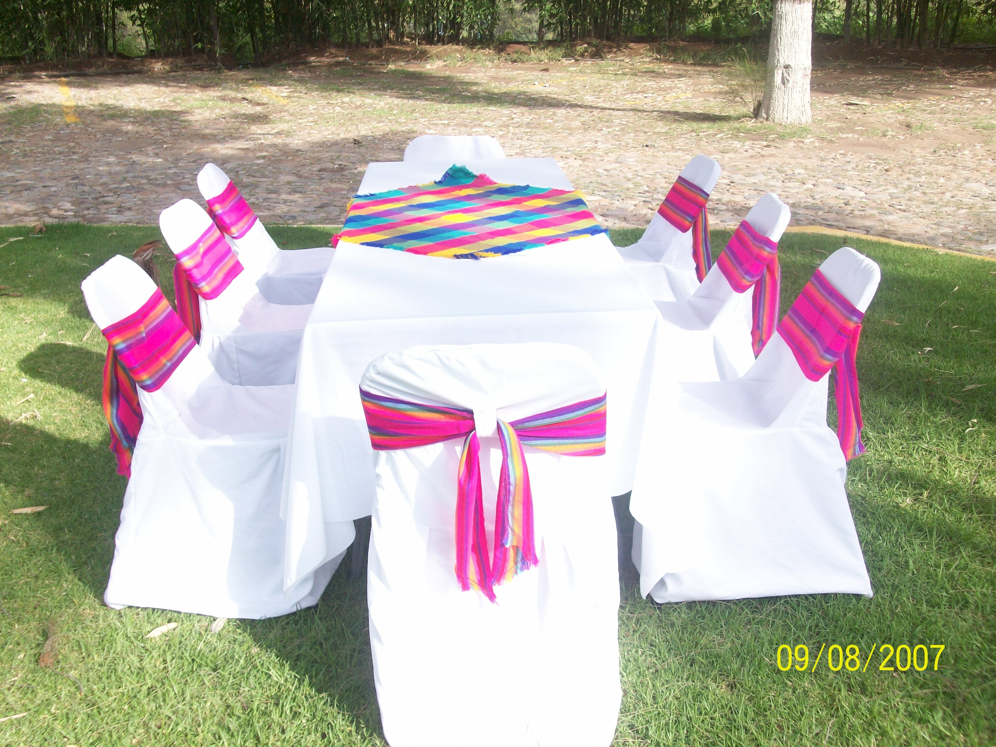 https://0201.nccdn.net/1_2/000/000/0e5/370/colores-052-3280x2460.jpg