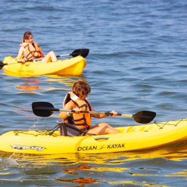 https://0201.nccdn.net/1_2/000/000/0e5/e60/las-palmas-hotel-kayak.jpeg