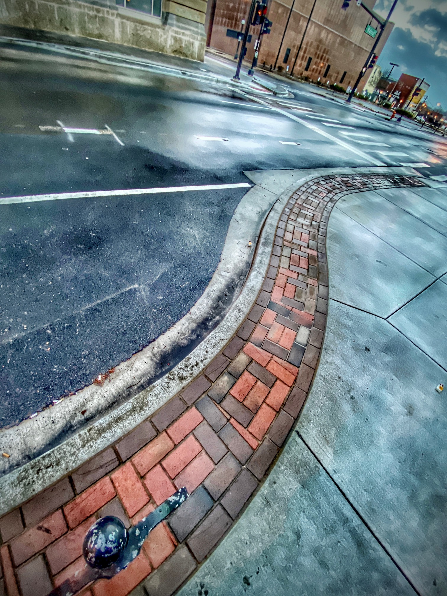 Mosaic Street
Photography
8" X 12"
$95.