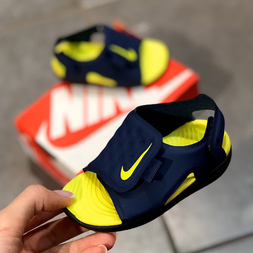 Nike Sunray Adjust 5