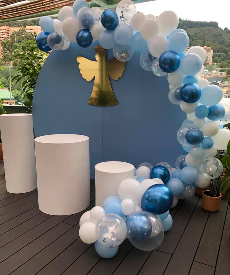 3 Cilindros Blanco
Principal 60, 5D X 80CM Altura
Mediana 40, 5D X 1,02 M Altura
Pequeña 40, 5D X 58cm Altura
$ 150.000