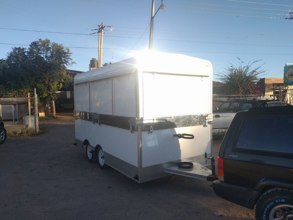 REMOLQUE LONCHERO DOBLE EJE