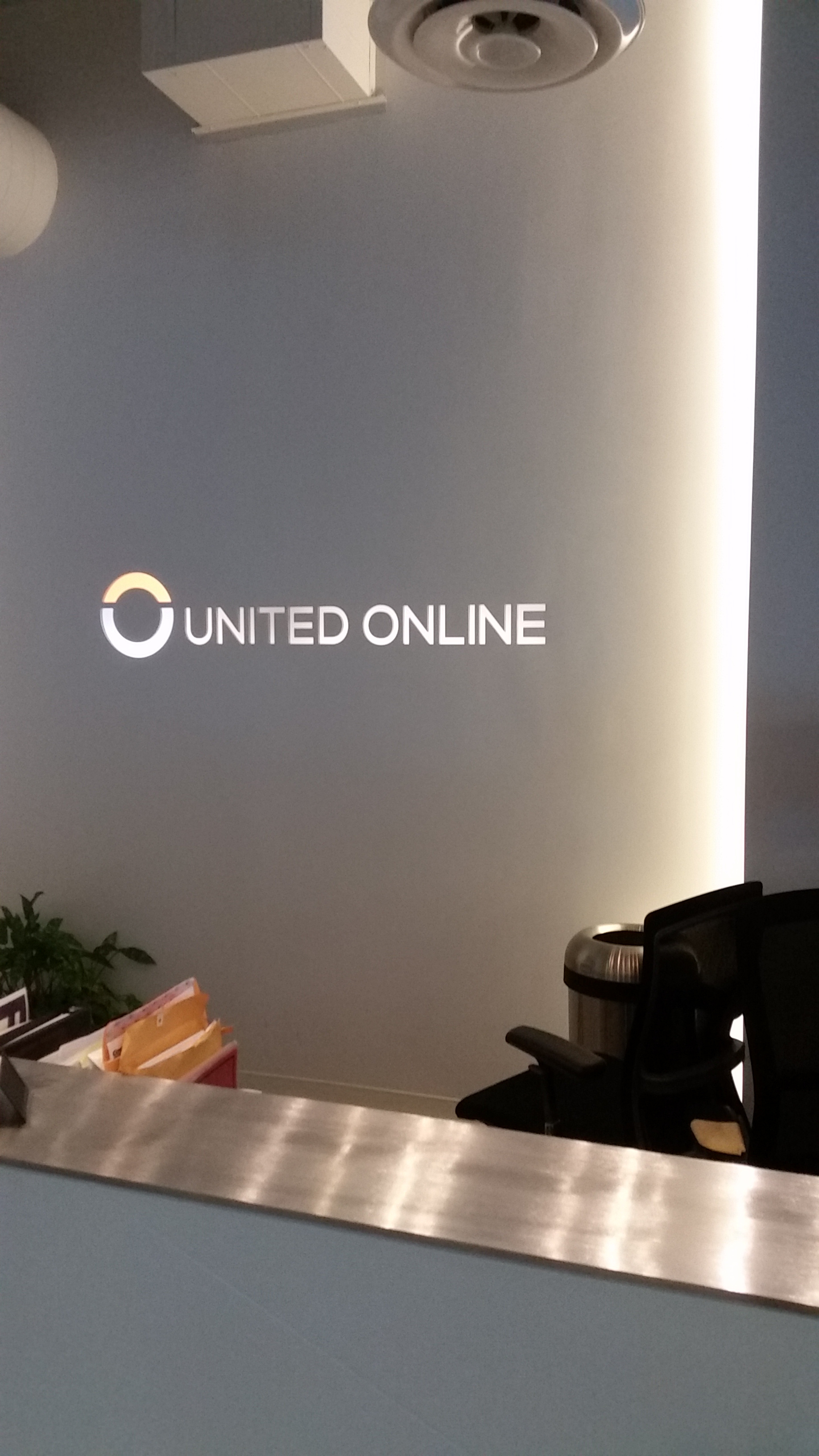 United Online, Woodland Hills, CA