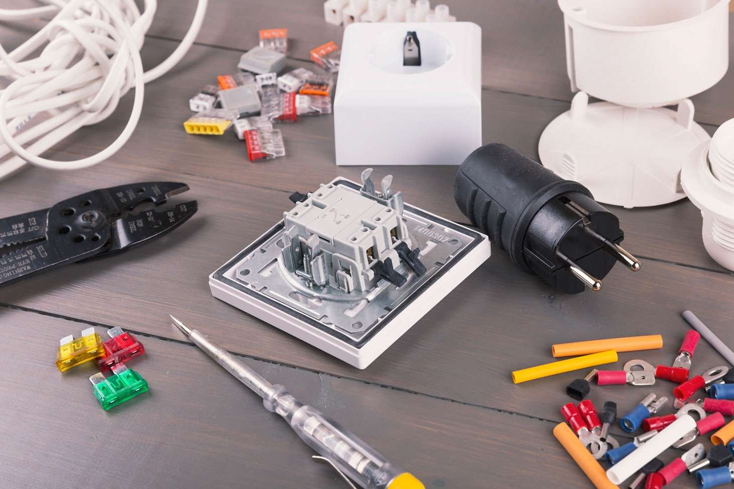 Magnetos Especiales SA de CV - MATERIAL ELECTRICO