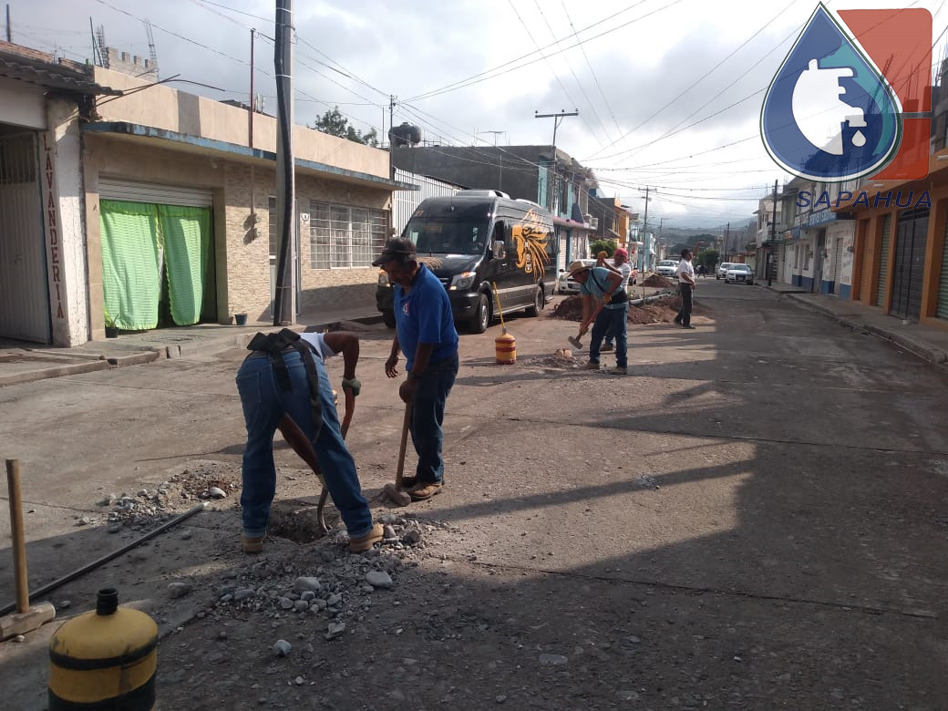 EXCAVACIÓN EN LA COL. ALTA VISTA DE JUAREZ