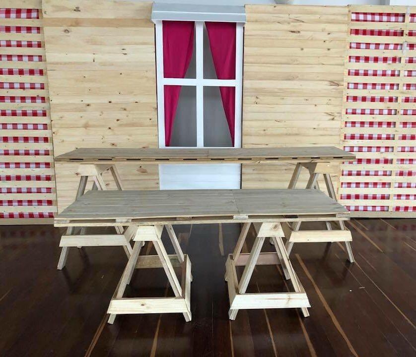 ** Doble Tipo Caballete
Caballete Pequeña
1.62Cm x 71cm Alto
Caballete Grande
2.15Cmx82Cm Alto
$ 130.000