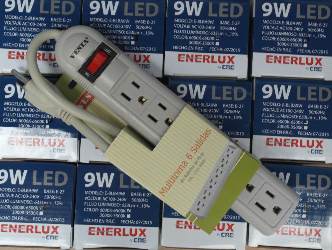 Multitoma 6 salidas
 sin supresor de picos
 con polo a tierra Ve-
sta   Cod: 18427