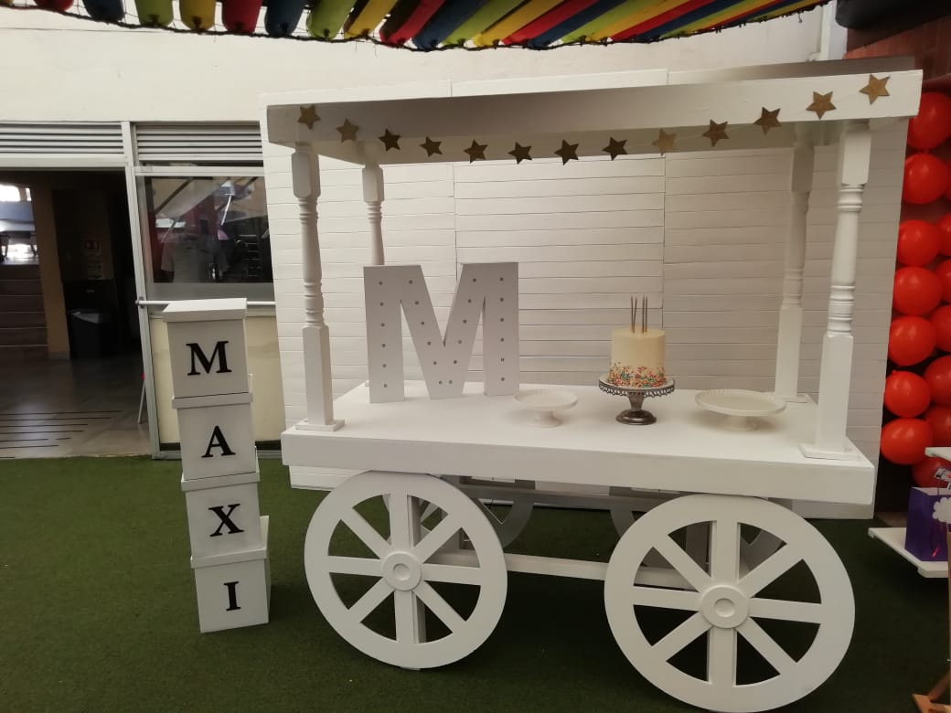 Carreta con Techo
183cm de Altura
83cm de Ancho
Alquiler 160.000