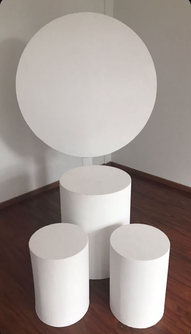 Mesas Cilindricas
FORRADO EN TELA DEL COLOR
Medidas:
Principal 60, 5D X 80CM Altur
Pequeña 40, 5D X 58 CM Altura.
$ 50.000