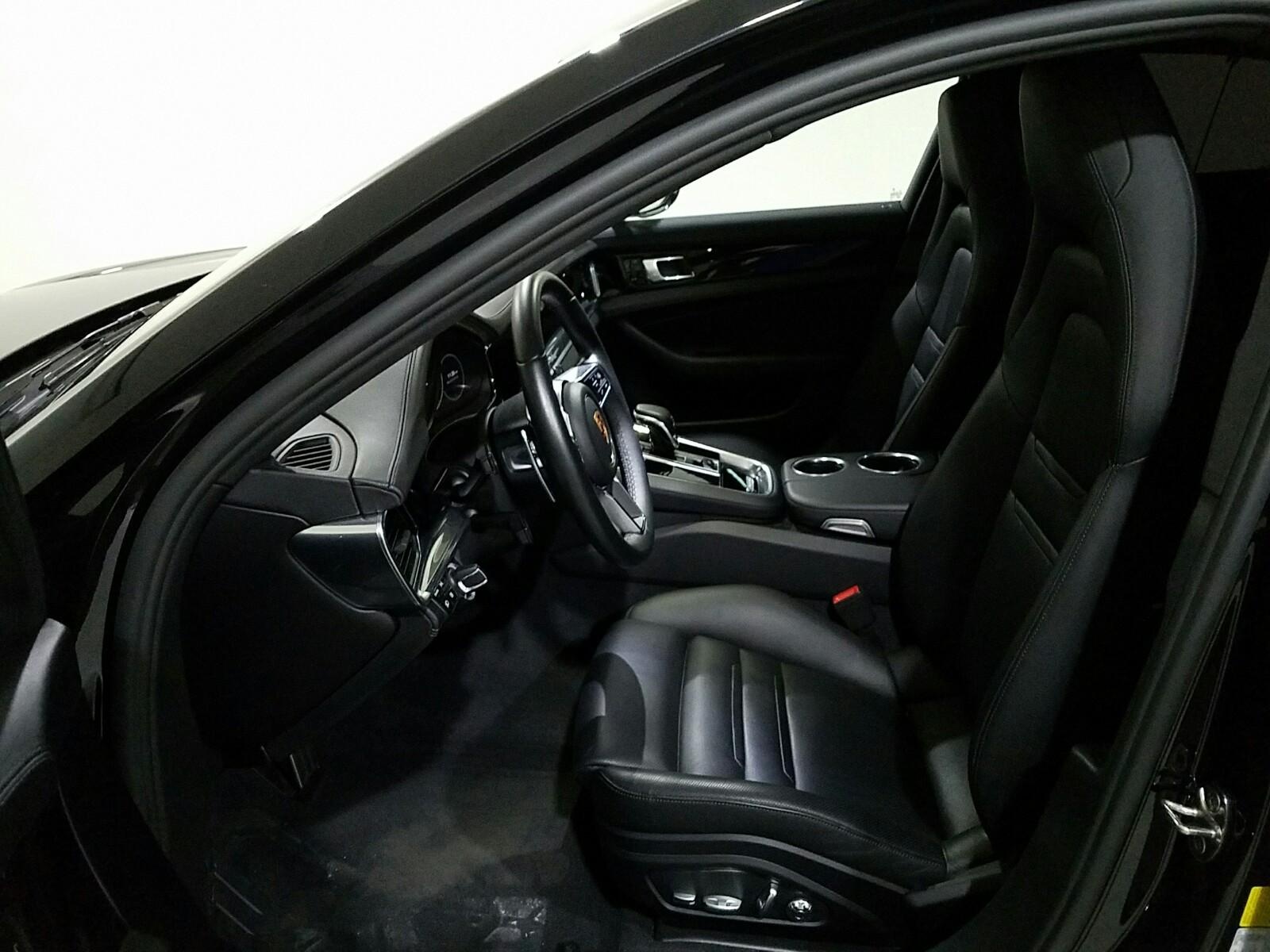 INTERIORFRONT