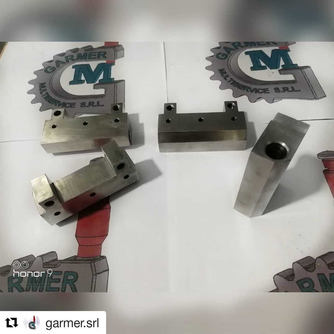 SOPORTE DE CUCHILLA PARA MAQ. SAPAL EN ACERO INOXIDABLE