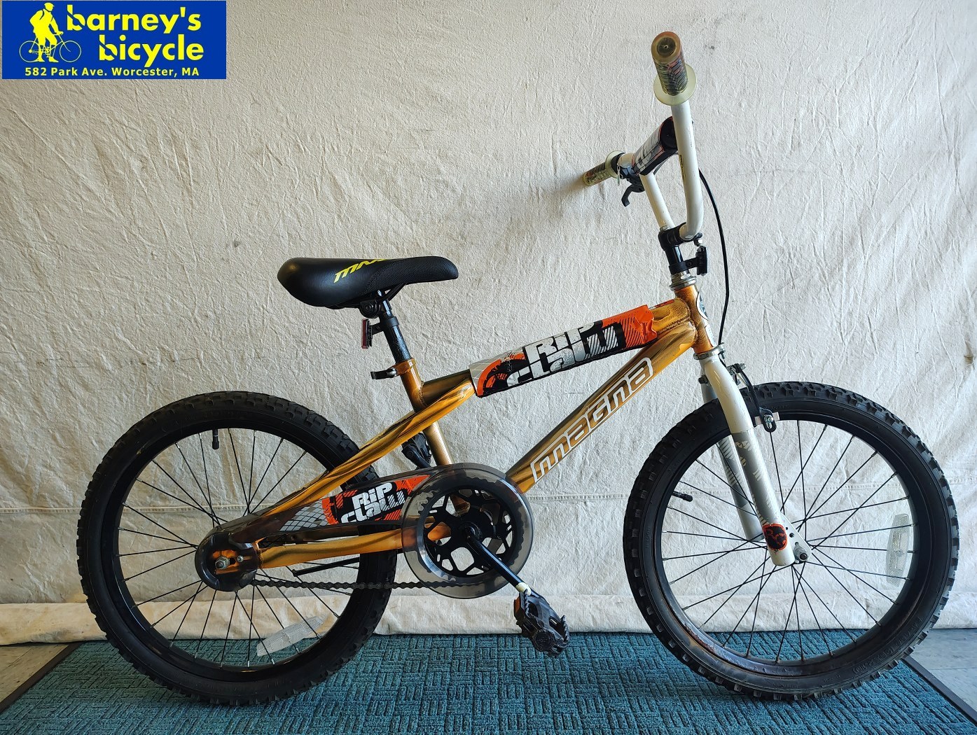 Magna Rip Claw
Wheel Size: 20"/ Ages 6-9/ 1 Speed / Pedal Brake + Hand Brake
Price: $69.00 (Professionally Tuned)