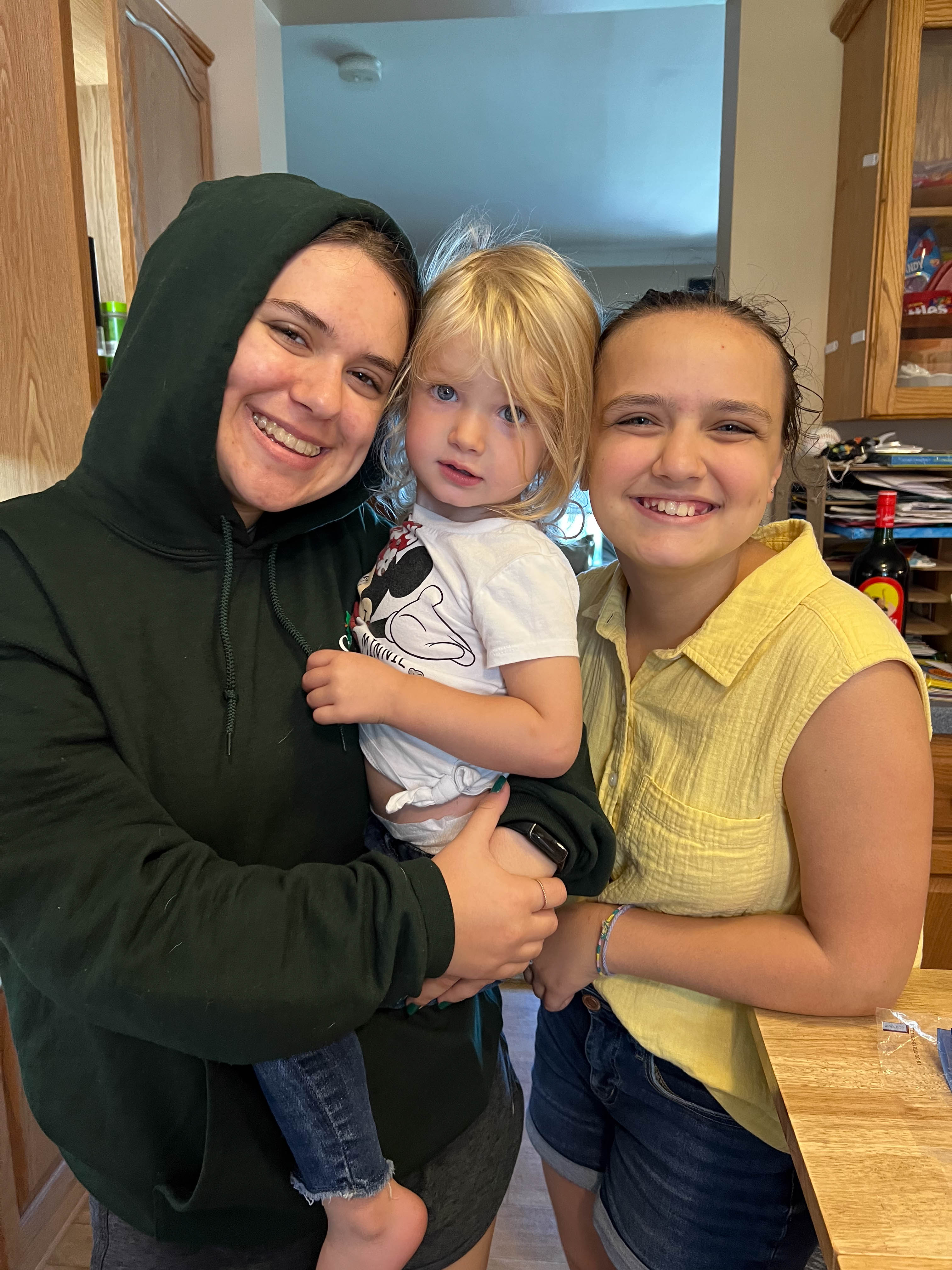 Then back to Dundee for more cousin snuggles