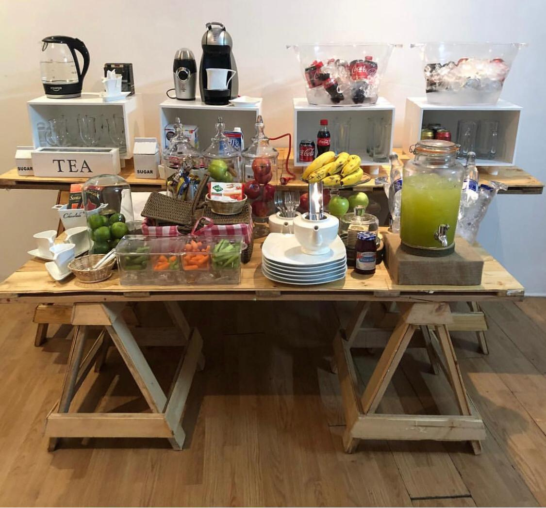 * Doble Tipo Caballete
Caballete Pequeña
1.62Cm x 71cm Alto
62Cm Profundidad
Caballete Grande
2.15Cmx82Cm Alto
65cm Profundidad
$ 120.000