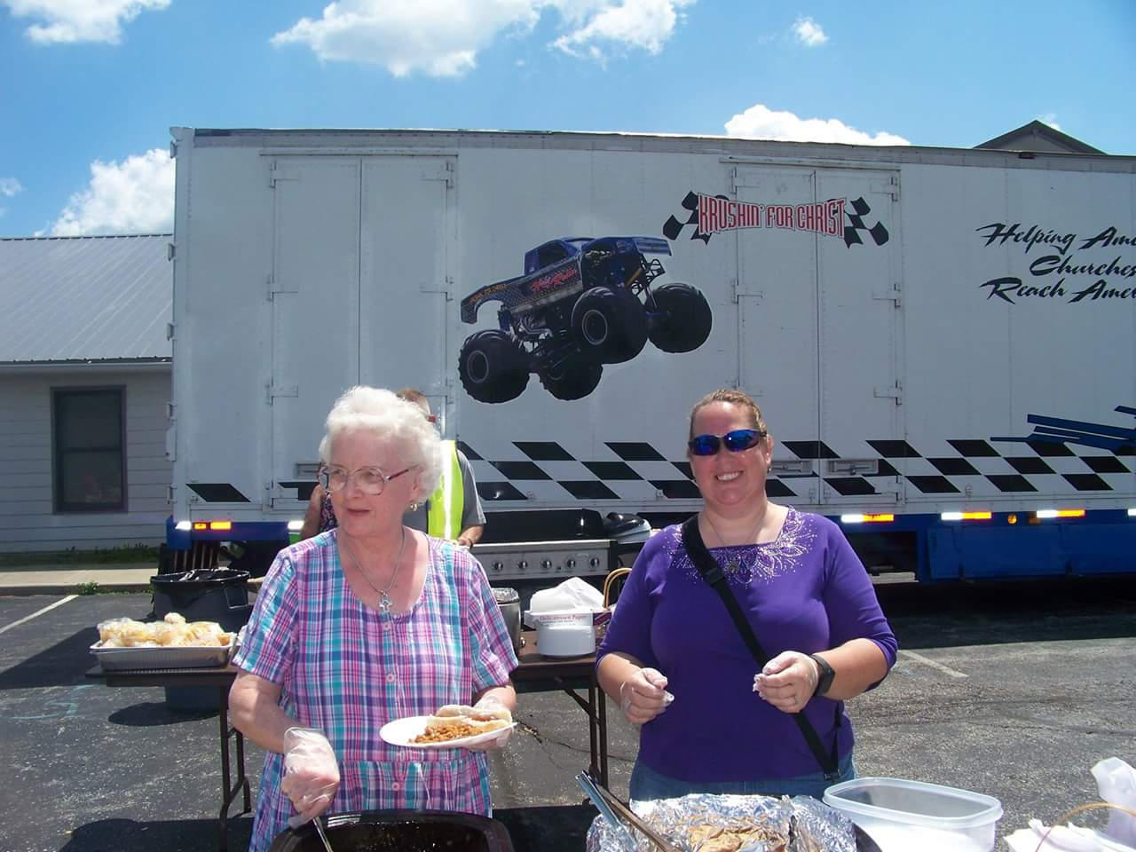 Ms. Judy and Ms. Jennifer serving lunch
