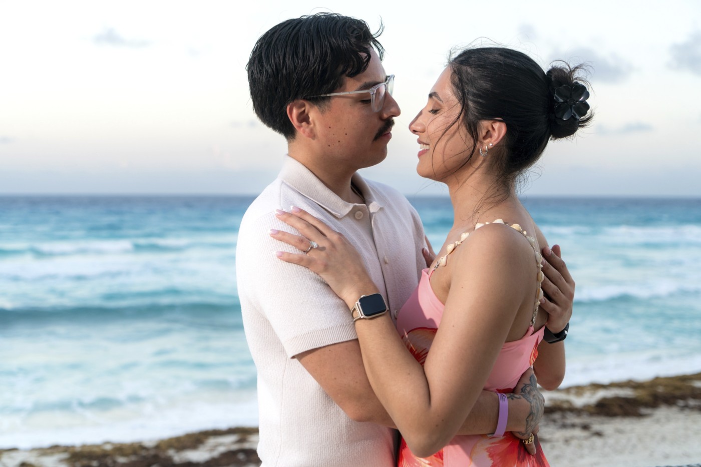 https://0201.nccdn.net/1_2/000/000/0ee/cd5/marriage-proposal-fiesta-americana-condesa-cancun-mexico-lux-art.jpg