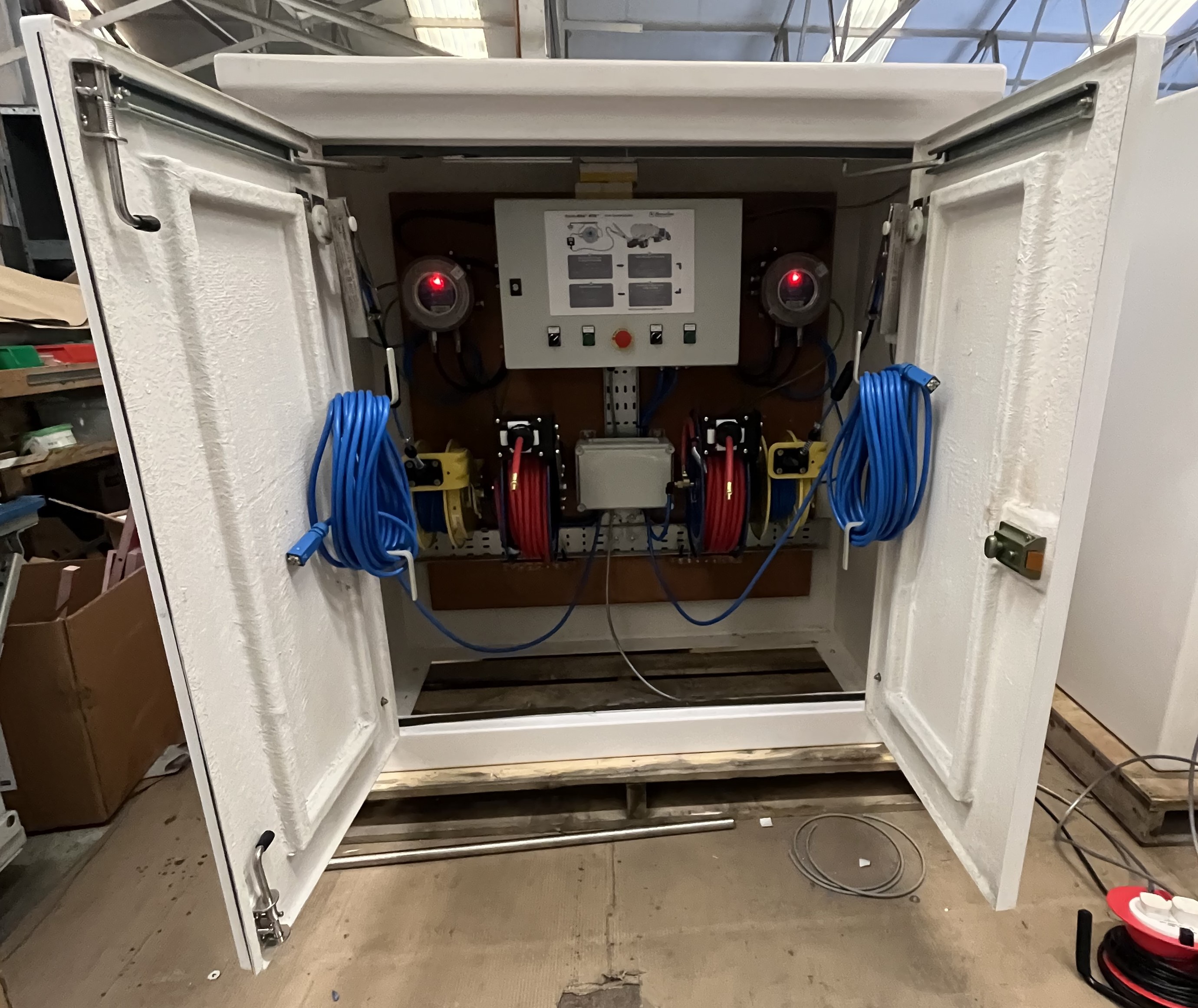 https://0201.nccdn.net/1_2/000/000/0ef/7db/lorry-loading-kiosk-2.jpg