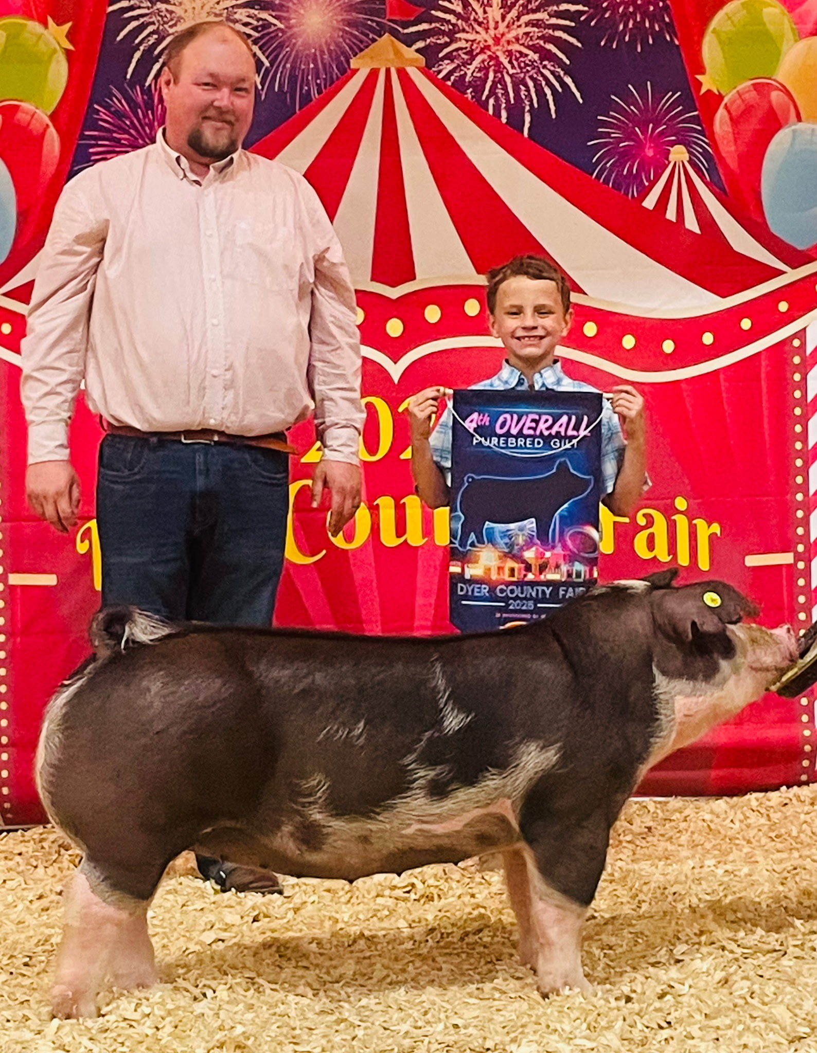 Cash Stanford
2025 Dyer County Fair
Champion Spot Gilt
4th Overall Gilt