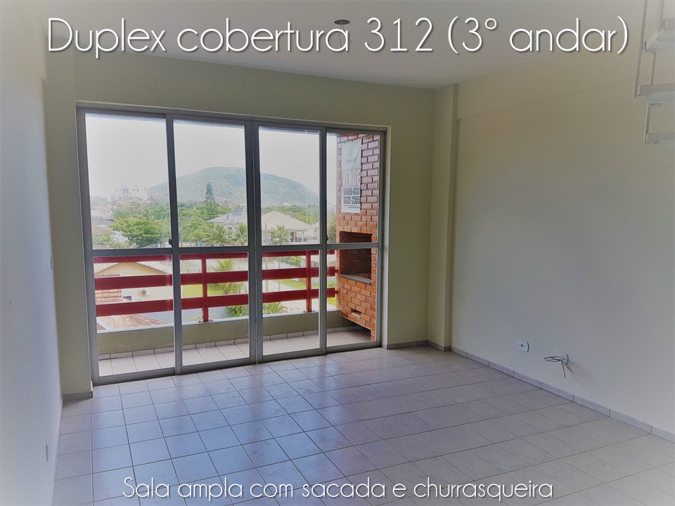 Sala (sacada com churrasqueira)