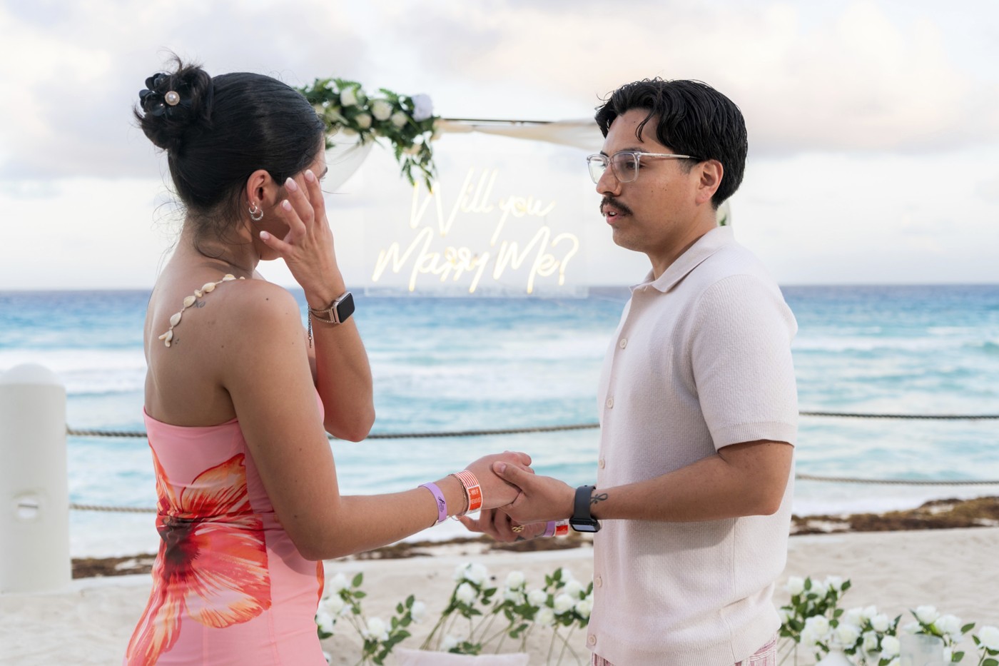 https://0201.nccdn.net/1_2/000/000/0f1/ae1/marriage-proposal-fiesta-americana-condesa-cancun-mexico-lux-art.jpg