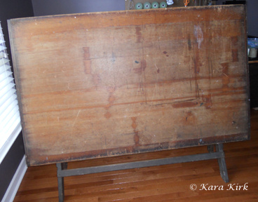 https://0201.nccdn.net/1_2/000/000/0f2/9c2/05-15-12-Drafting-Table-Before-1-4x6-368x288.jpg