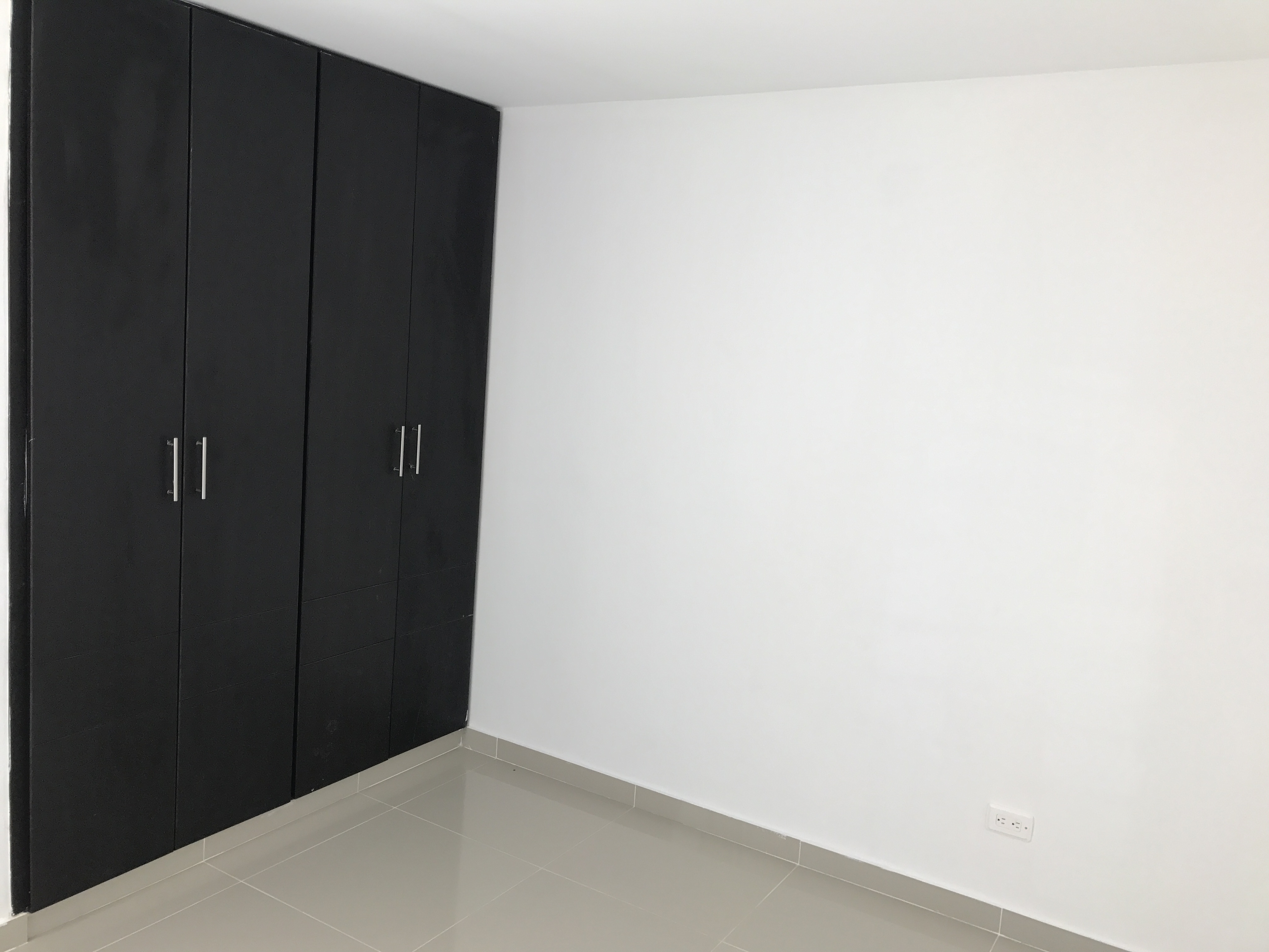 https://0201.nccdn.net/1_2/000/000/0f2/d29/habitacio--n-4.jpg
