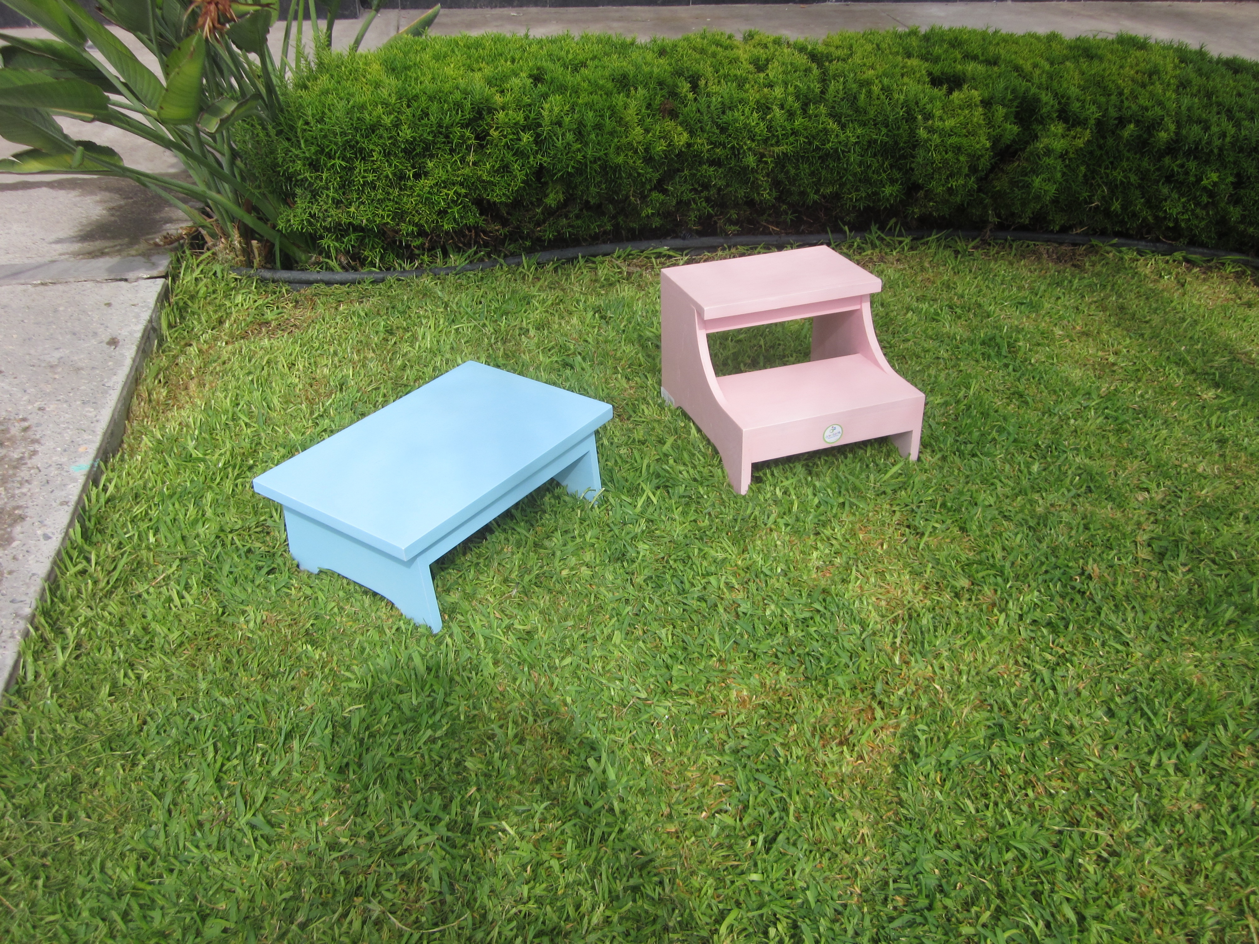 BANQUITO
PGL 7500463 NO. 290
$618.75

ESCALERITA
PGL 7500463 NO, 313
$743.75

