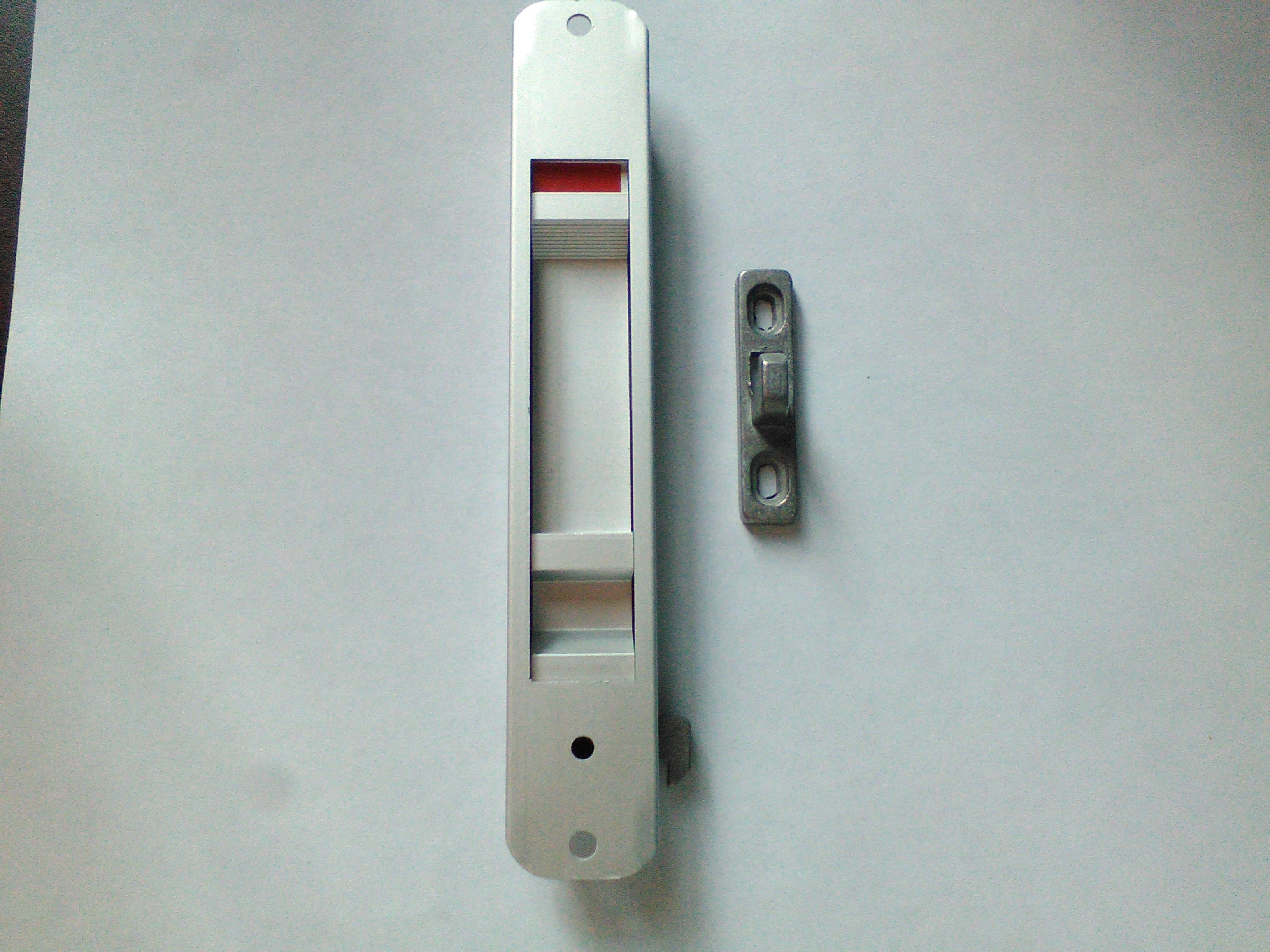 JALADERA EMBUTIR COLOR NATURAL 
CÓDIGO: 