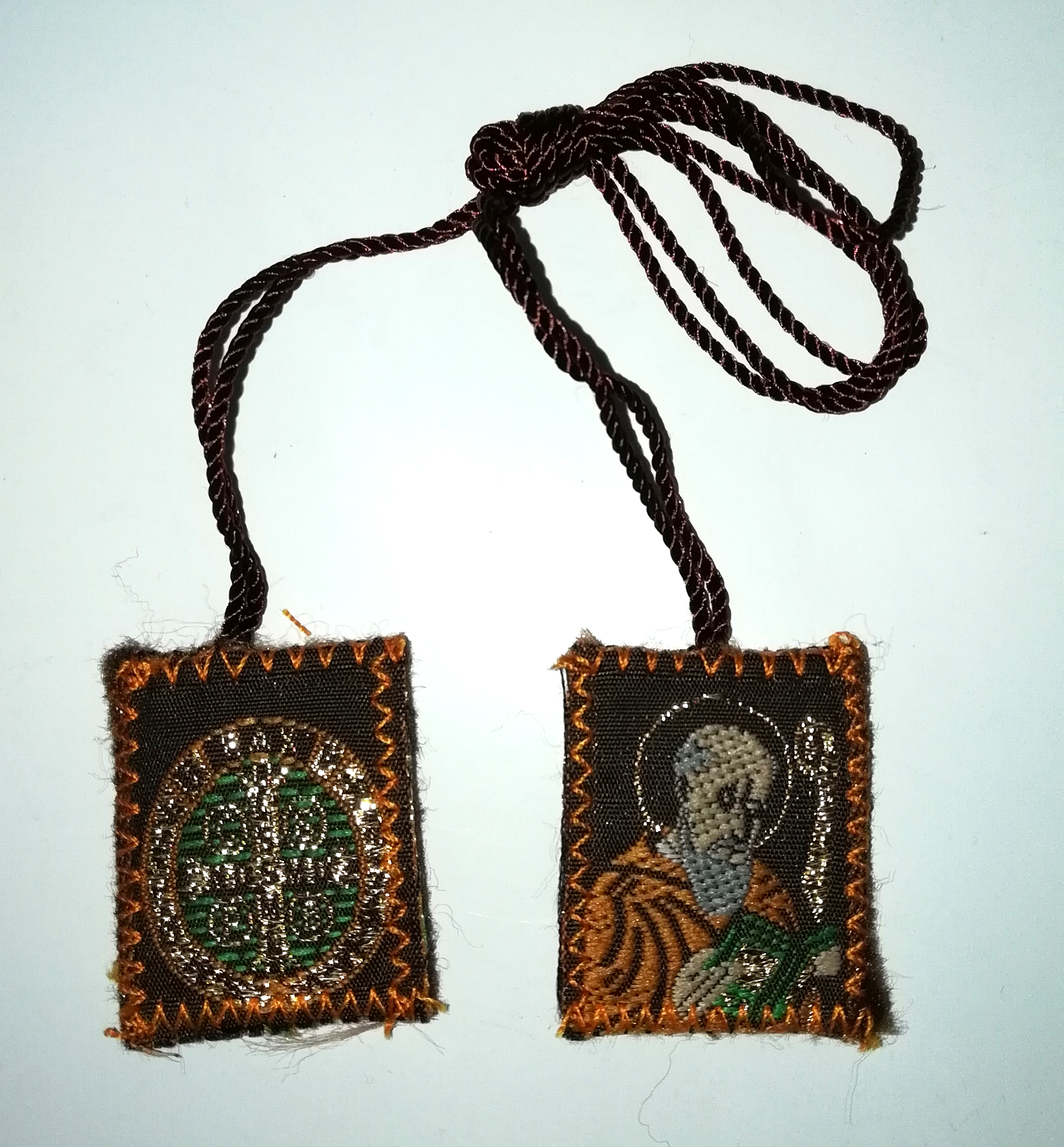 ESCAPULARIO DE SAN BENITO