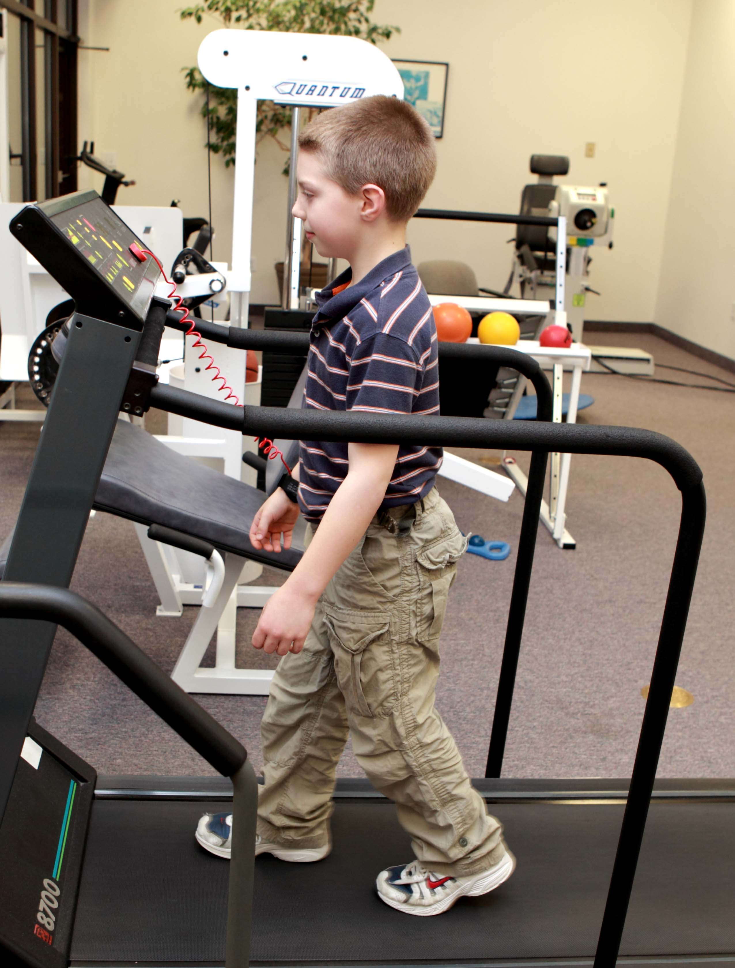 Biomechanical analysis of walkers/runners