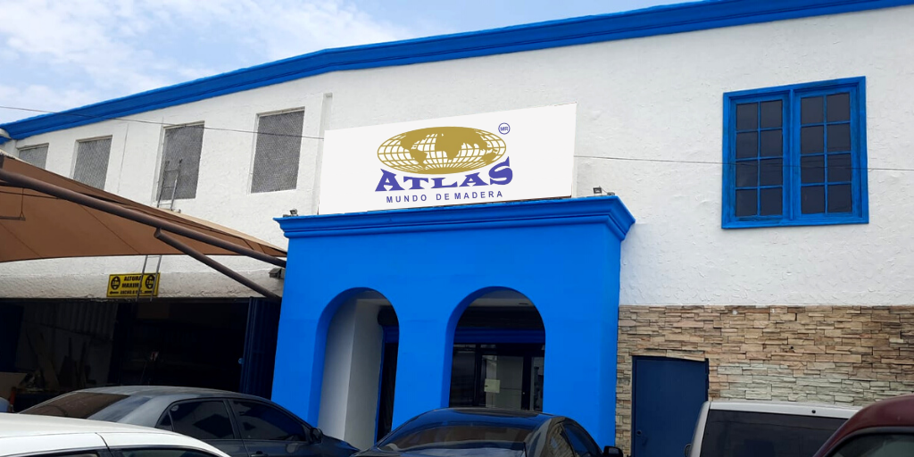 BLV. LAZARO CARDENAS 
COL. JARDINES DE LAGO #385