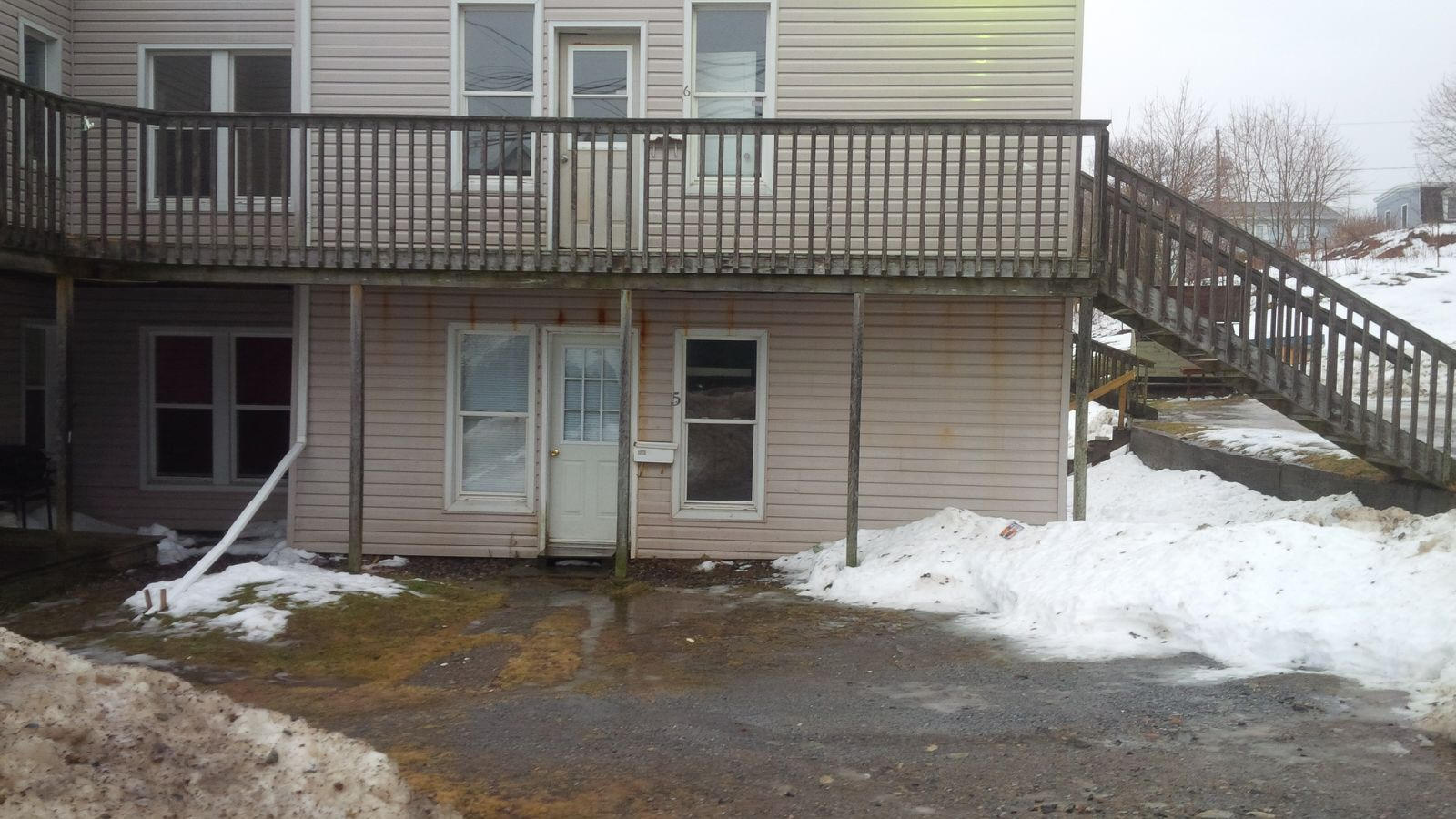 123 City Line Back Yard