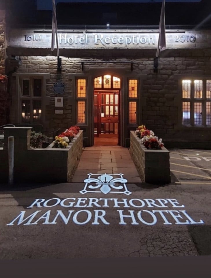 Rogerthorpe Manor  Gobo 
alicat accessories