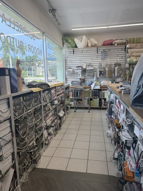 https://0201.nccdn.net/1_2/000/000/0f5/739/inside9.jpg