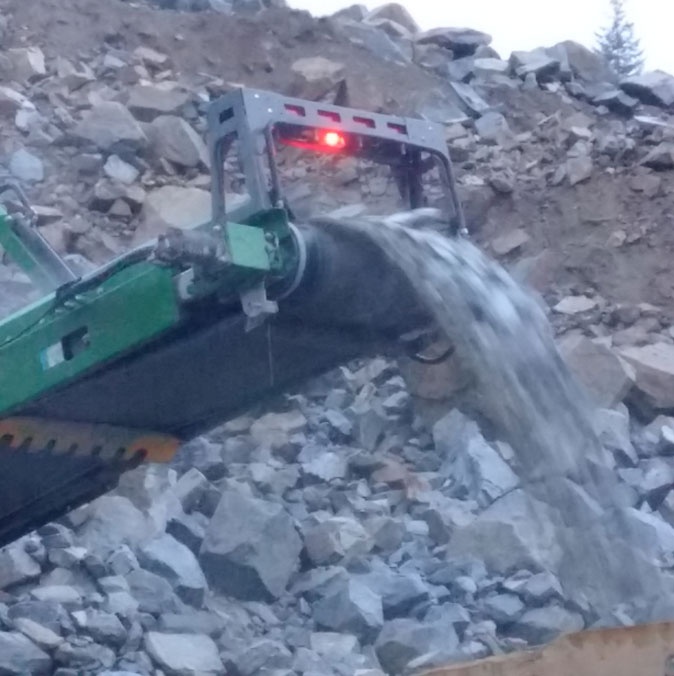 ARVI - Medidor óptico de banda instalado en transportador