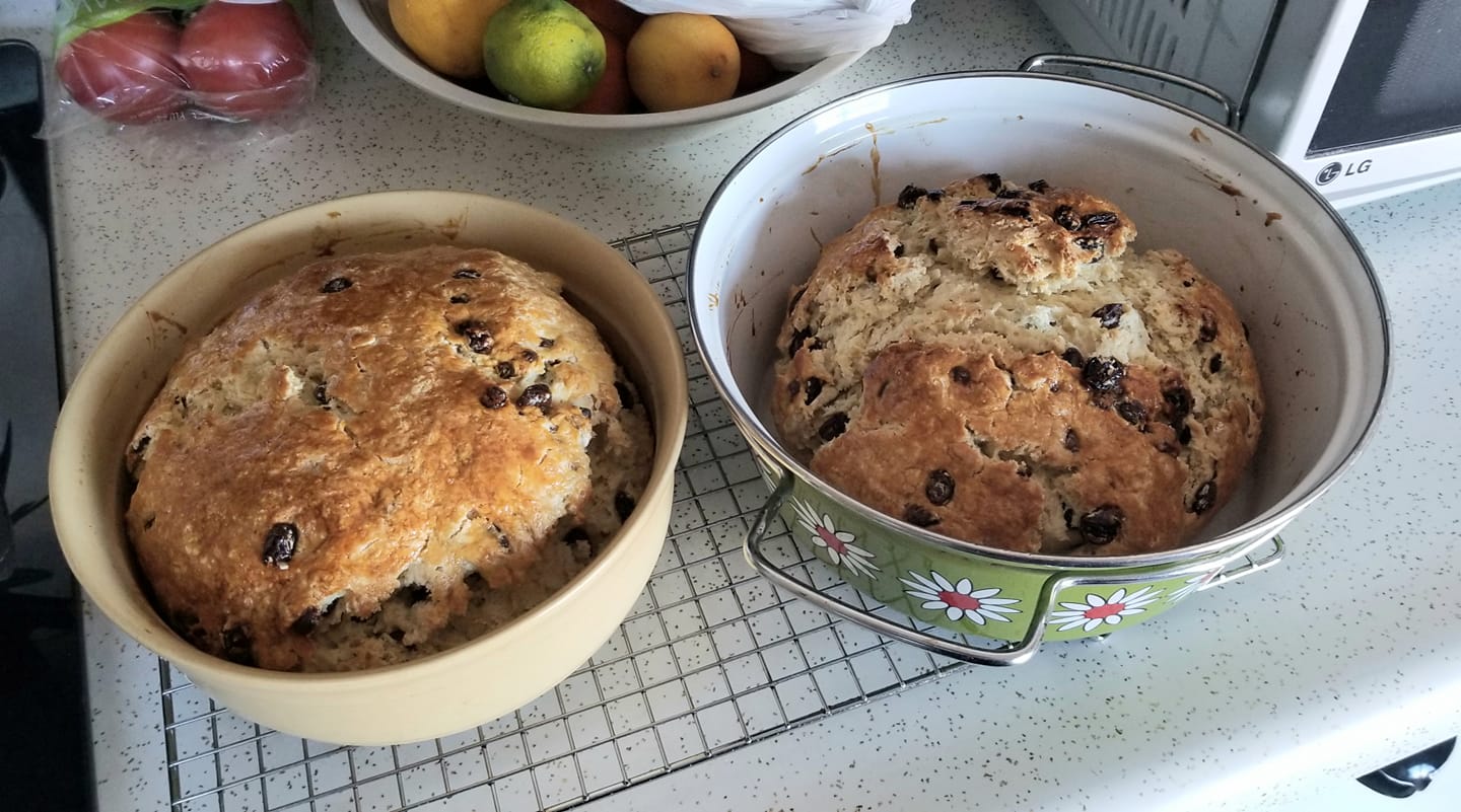 https://0201.nccdn.net/1_2/000/000/0f6/b0a/irish-soda-bread2.jpg