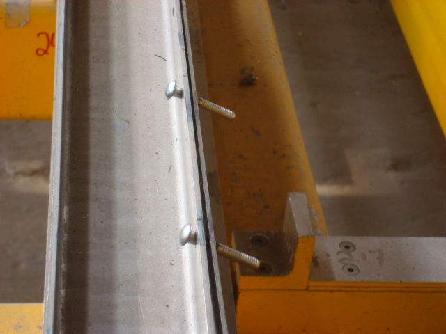 Ensamble de estructura de carros de tren ligero y metro 