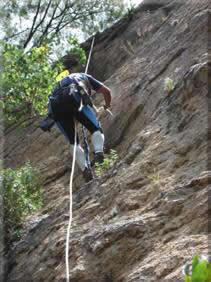 https://0201.nccdn.net/1_2/000/000/0f6/e72/escalada3.jpg