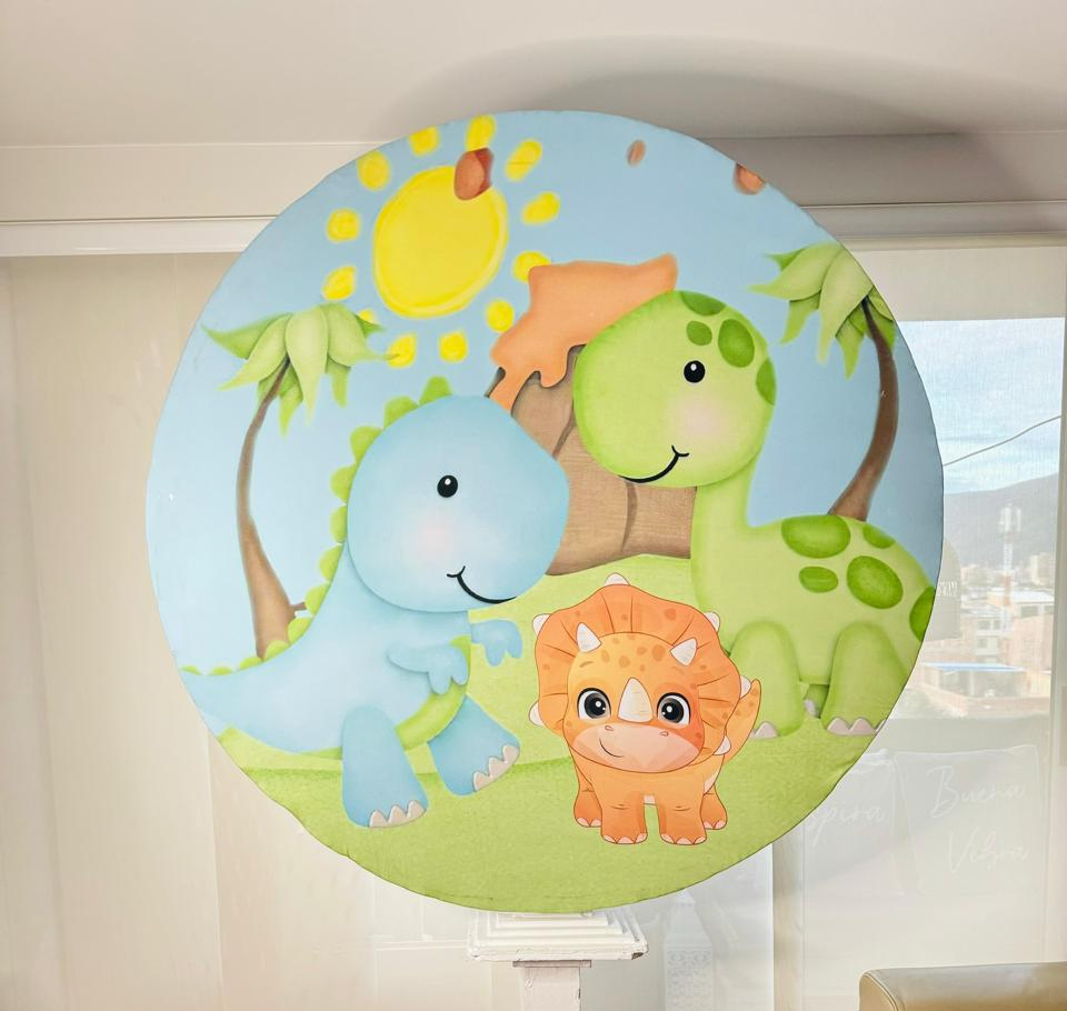 Circulo Efecto 3D Tematico
1.30m diametro x 2.20cm Altura
$80.000