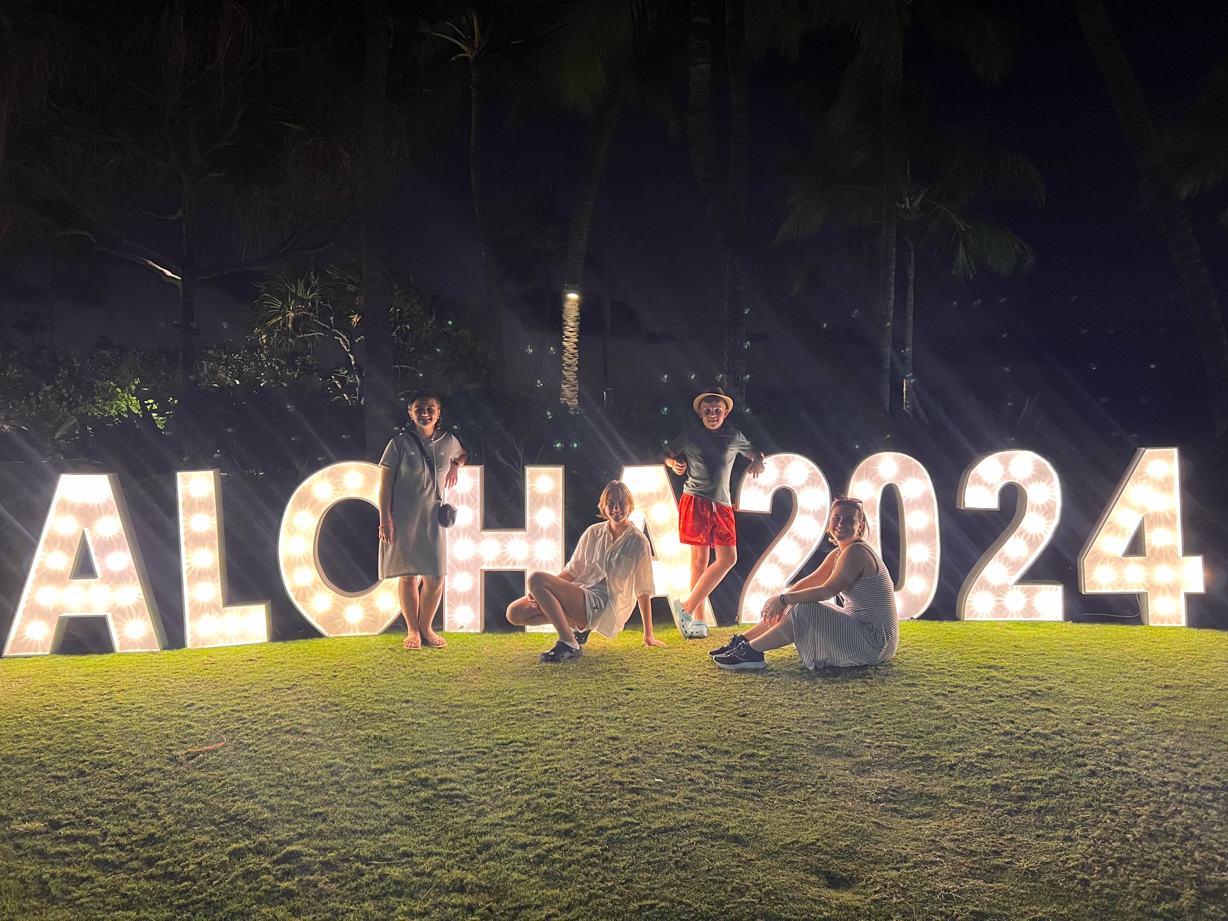 https://0201.nccdn.net/1_2/000/000/0f7/1f2/hawaii-order-6.jpg
